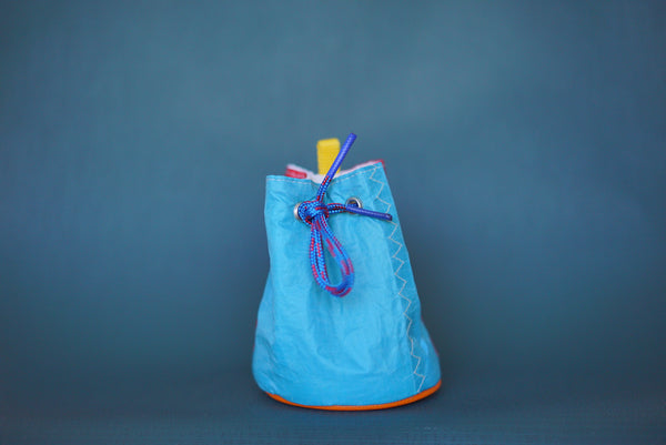 tiny bucket 05