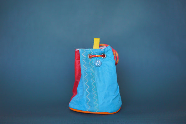 tiny bucket 06
